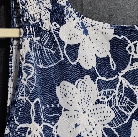 Tank Blouse - Picture 6 of 7